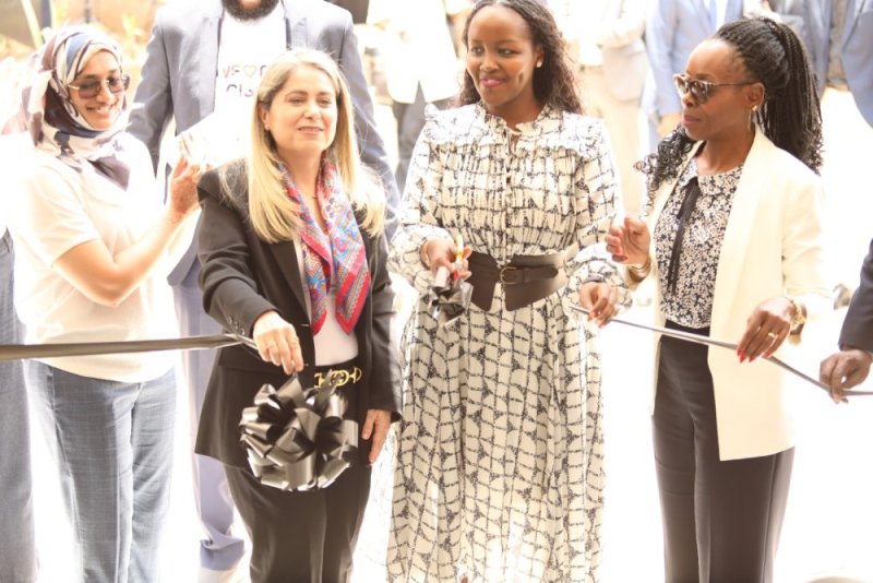 Mu Rwanda hatangijwe ikigo kizajya gitorezwamo abahanga mu by'umutekano w'ikoranabuhanga