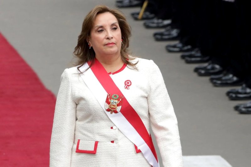 Peru: Perezida yashyize avaho yegujwe ku nshuro ya 9
