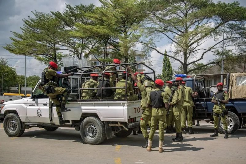 Tanzania: Umunya-Kenya ubarizwa mu gisirikare cya Amerika yafatanywe 'grenades' enye