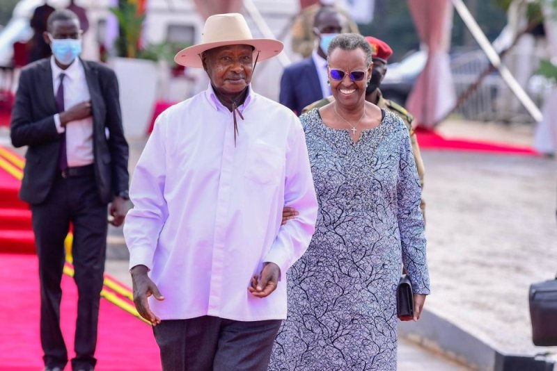 Janet Museveni yavuze ko Imana yakoresheje umugabo we mu kurinda Abanya-Uganda