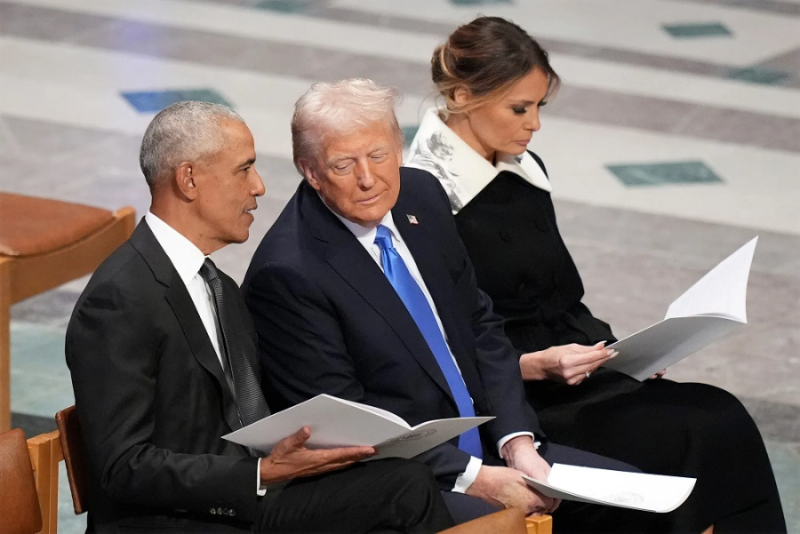 Trump yanze gusaba imbabazi Obama ku bwo kumugereranya n'inguge