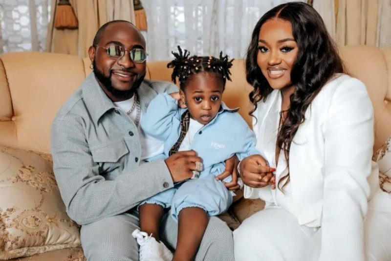 Davido ari mu gahinda gakomeye ko kubura umwana
