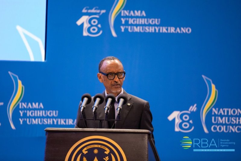 "Tuzasindagizwa kugeza ryari?"-Perezida Kagame abaza abayobozi 