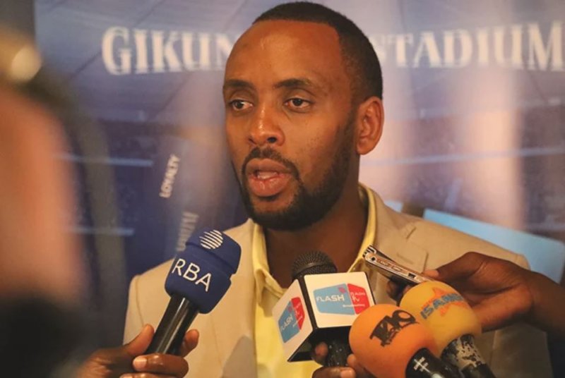Munyakazi Sadate yavuze impamvu 2 zatumye yihagararaho akanga kwegura muri Rayon Sports
