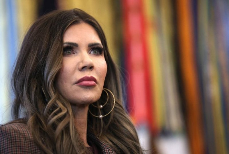 Kristi Noem yakuwe ku mwanya wa Minisitiri w'Umutekano w'Imbere muri Amerika