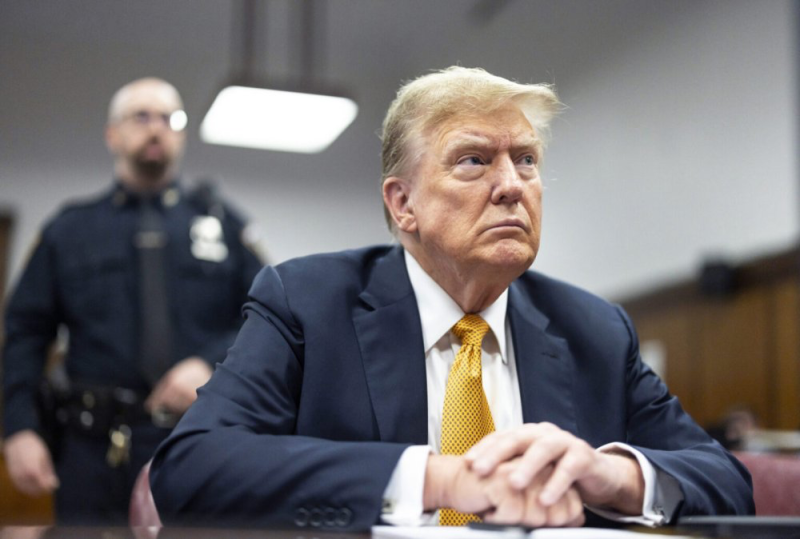 Trump nta kibazo abona mu kuba yarasa muri Mexique