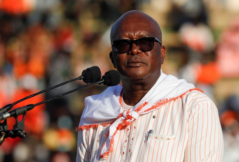 Burkina Faso: Perezida Kabore yahiritswe ku butegetsi ahita afungwa n'abasirikare