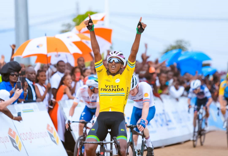 Henok Mulueberhane wegukanye Tour du Rwanda yatangaje uburyo yari agiye kureka umukino w'igare