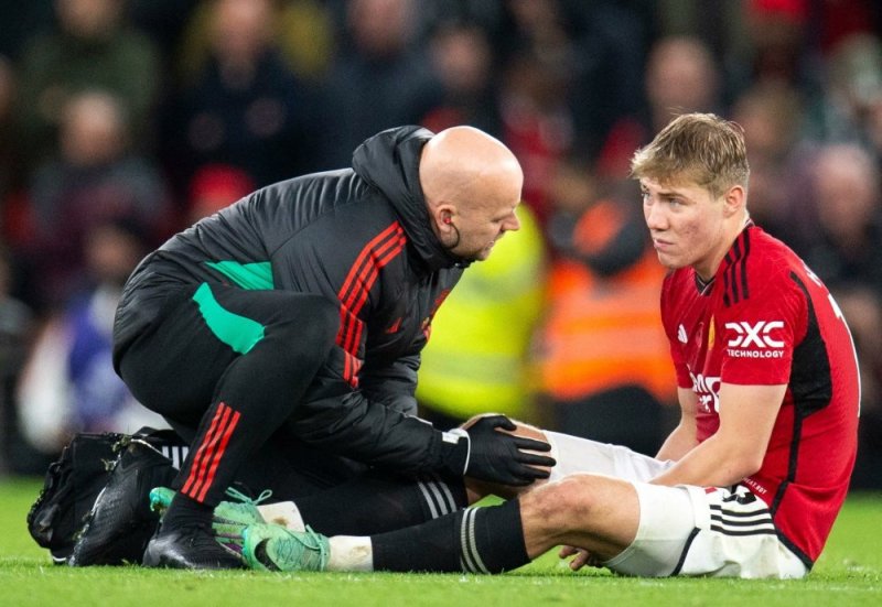 Ku rutonde rw'abavunitse muri Man United hiyongereyeho abakinnyi babiri
