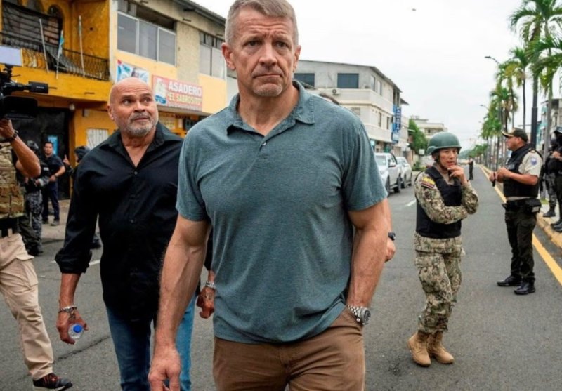 Uko abacanshuro ba Erik Prince bifashishijwe mu kugerageza gukura AFC/M23 mu Mujyi wa Uvira
