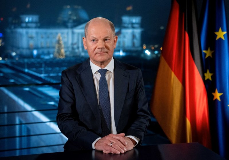 U Budage: Yatawe muri yombi ashinjwa gushaka kwica abarimo Angela Merkel na Chancelier Scholz
