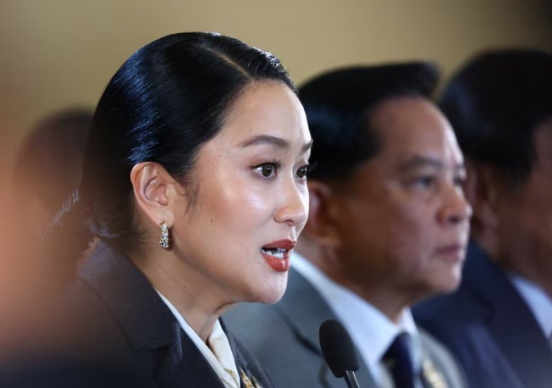 Thailand: Urukiko rwahagaritse Minisitiri w'Intebe kubera imyitwarire mibi