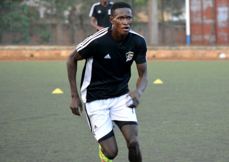 Myugariro Ombolenga yavuze impamvu APR FC y'uyu mwaka irusha izindi yakinannye nazo