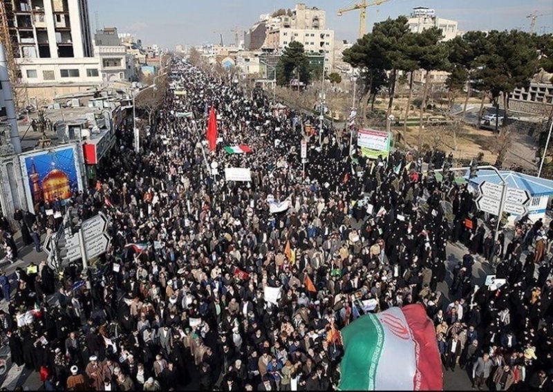 Iran: Imyigaragambyo yakomeye, Trump ararubira