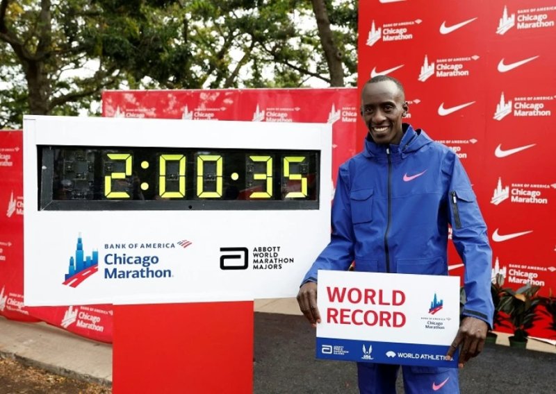 Kiptum wari umaze kwigarurira isi muri Marathon yaguye mu mpanuka ari kumwe n'umutoza we w'Umunyarwanda