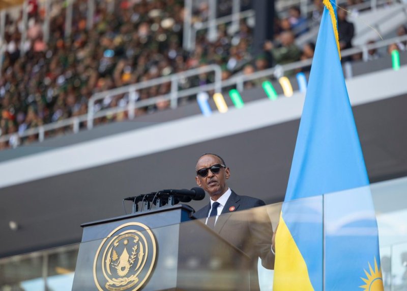 Perezida Kagame yashimiye abanyarwanda nyuma yo kurahirira kongera kuyobora u Rwanda
