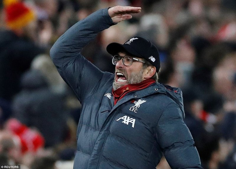 Jurgen Klopp yavuze amagambo atangaje kuri Manchester City bahanganiye igikombe