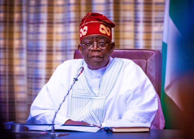 Nigeria: Perezida yasabye abigaragambya gucubya uburakari