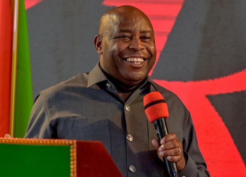 Ndayishimiye yagaragaje ‘Coups d'État' nk'impamvu Banki Nkuru y'u Burundi itiyubatse nk'iy'u Rwanda