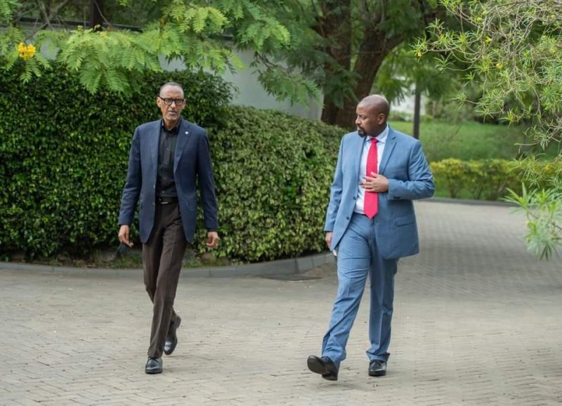 Gen.Muhoozi Keinerugaba yagaragaje imbamutima ku mwanzuro w'u Rwanda wo gufungura imipaka