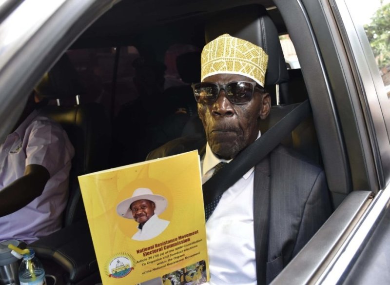 Uganda: Gen Moses Ali yamaganye abavuga ko akwiye kuva muri politiki kuko ashaje