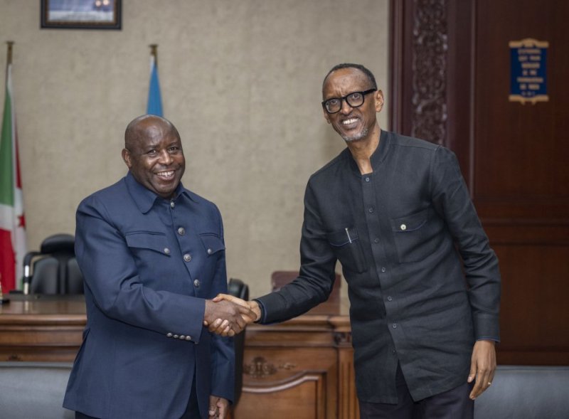 Burundi: Perezida Kagame yagiranye ibiganiro na Evariste Ndayishimiye