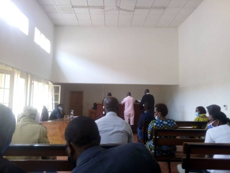Umuyobozi wa Gereza ya Nyarugenge wemereye murumuna wa Nyamvumba gusurwa bitemewe yavuze ko nta kosa yakoze