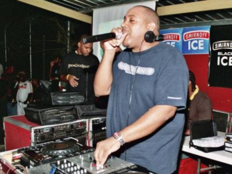 DJ Arif Cooper yitabye Imana aguye ku rubyiniro