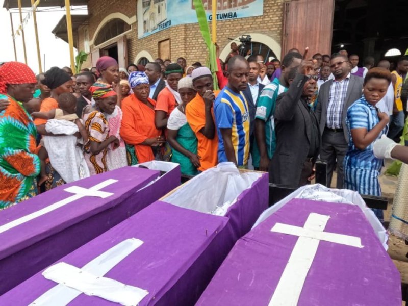 Burundi: Abaguye mu gitero cy'inyeshyamba i Gatumba bashyinguwe mu marira