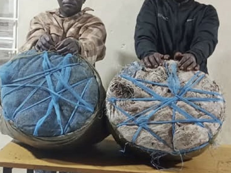 Kigali: Polisi yafashe abagabo babiri bafite ibilo 31 by'urumogi