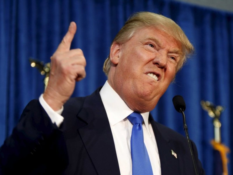 Trump yakoresheje imvugo nyandagazi yihangiriza Maduro