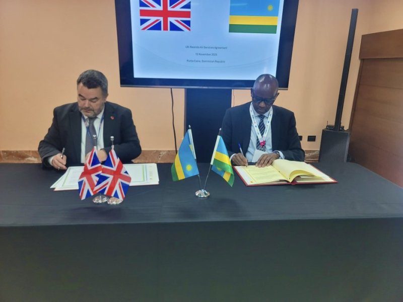 U Rwanda rwagiranye n'u Bwongereza na Panama amasezerano y'ubufatanye mu by'indege