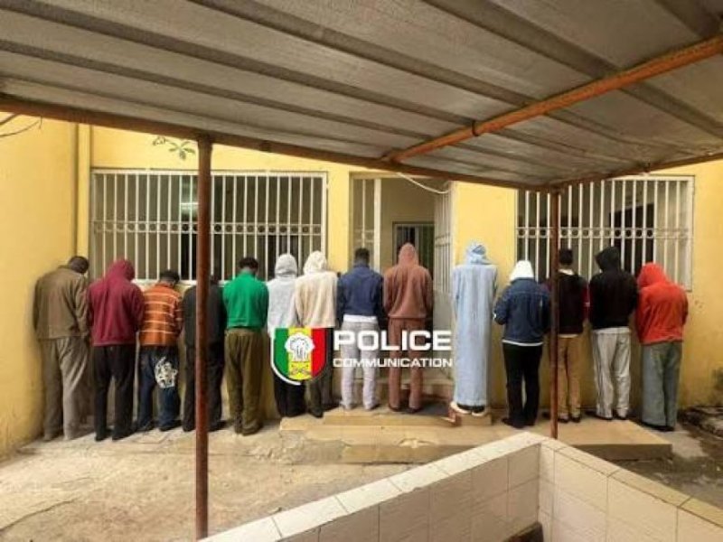 Senegal: 14 batawe muri yombi bakekwaho gucuruza abantu no kubanduza SIDA ku bushake