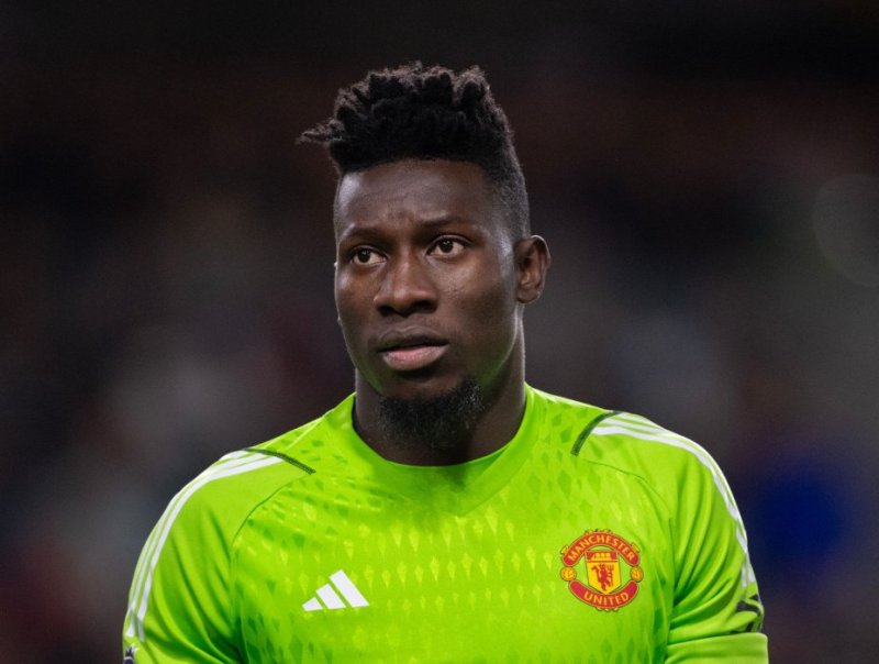 Umutoza Ten Hag yavuze amagambo akomeye kuri Onana ukomeje gutsindisha United