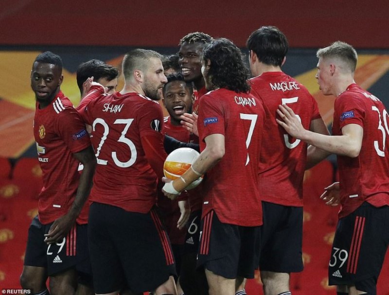 Manchester United yatangiye inkundura yo gushaka Rutahizamu utyaye