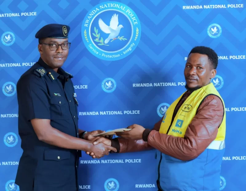 Amafaranga Polisi y'u Rwanda yarangishaga yabonye nyirayo