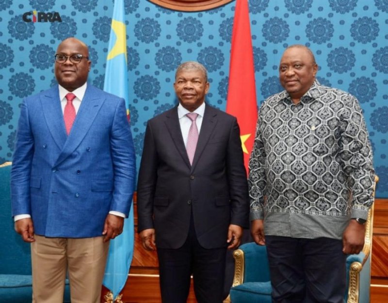 Uhuru Kenyatta yiyemeje guhuza RDC na M23
