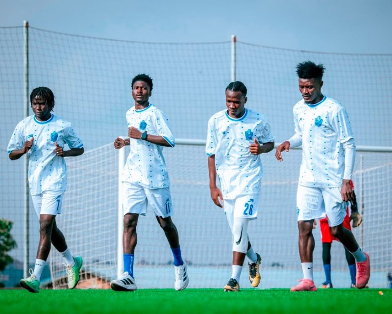 FIFA yahannye Rayon Sports kutongera kwandikisha abakinnyi kugeza mu 2027