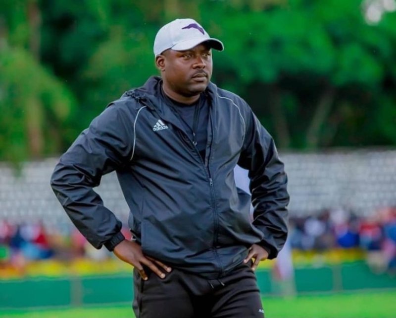 Etoile de l'Est yirukanye umutoza wayo mukuru Nshimiyimana Maurice 