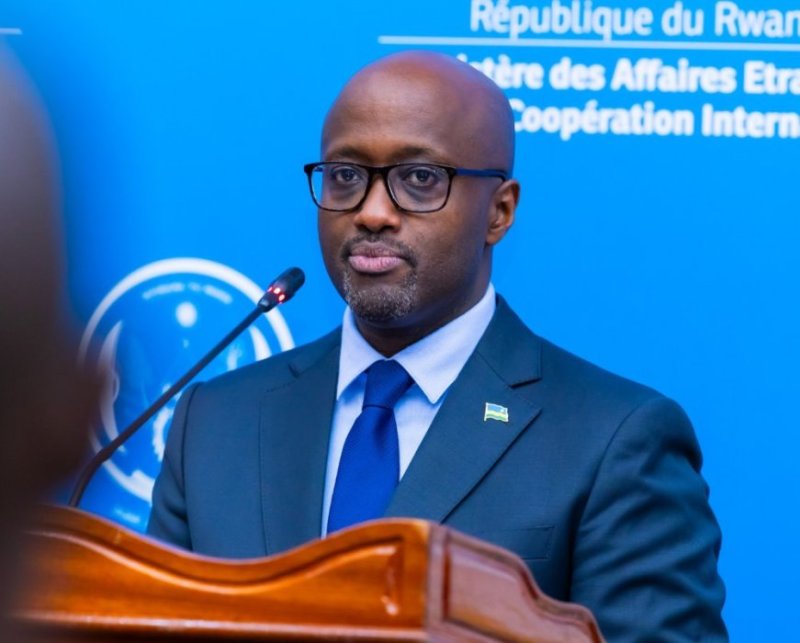 Minisitiri Nduhungirehe yavuze ko igihe cyo kwiyunga n'u Bubiligi kitaragera