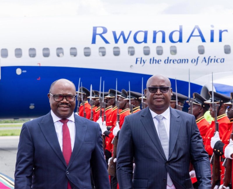 Minisitiri w'Intebe Dr. Nsengiyumva yagiye guhagararira Perezida Kagame mu nama ya EAC