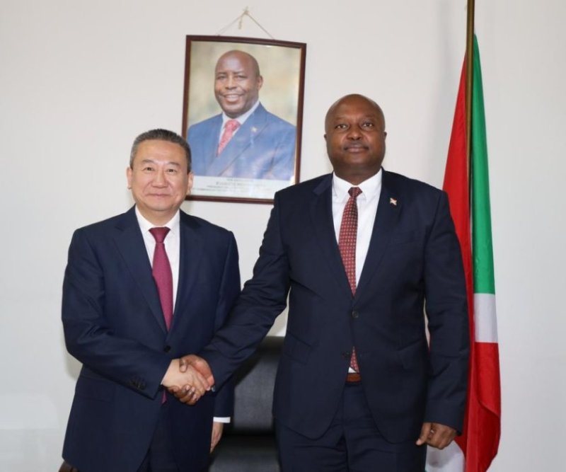 U Burundi bwaganiriye n'Intumwa y'Umukuru wa Loni ku bibazo byo mu karere