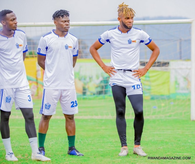 Onana na Bukuru bakoze imyitozo yo kwitegura APR FC [AMAFOTO]